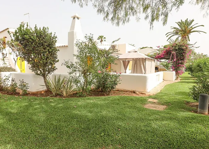 Villa Aldeia Do Golf - By Bedzy